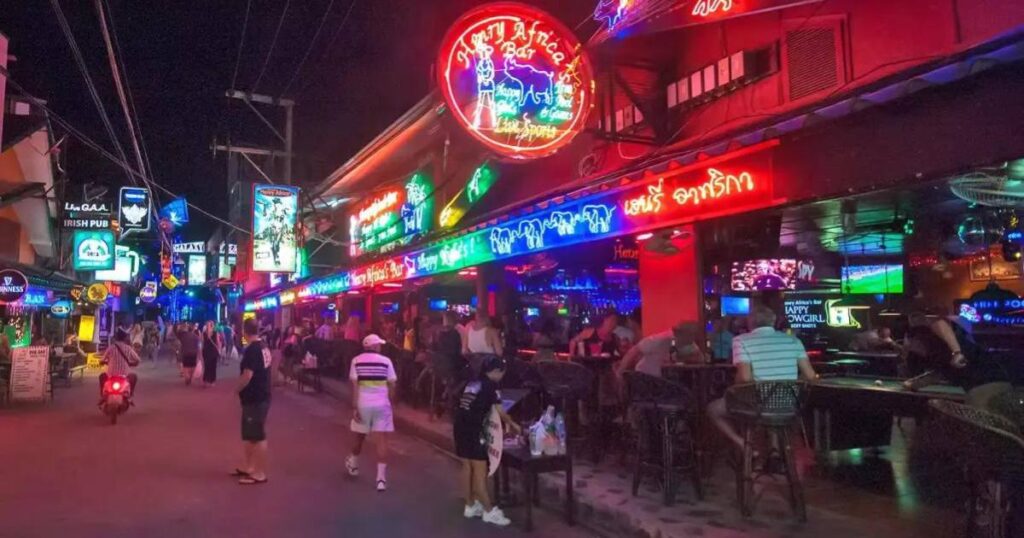 Lamai Beach Nightlife